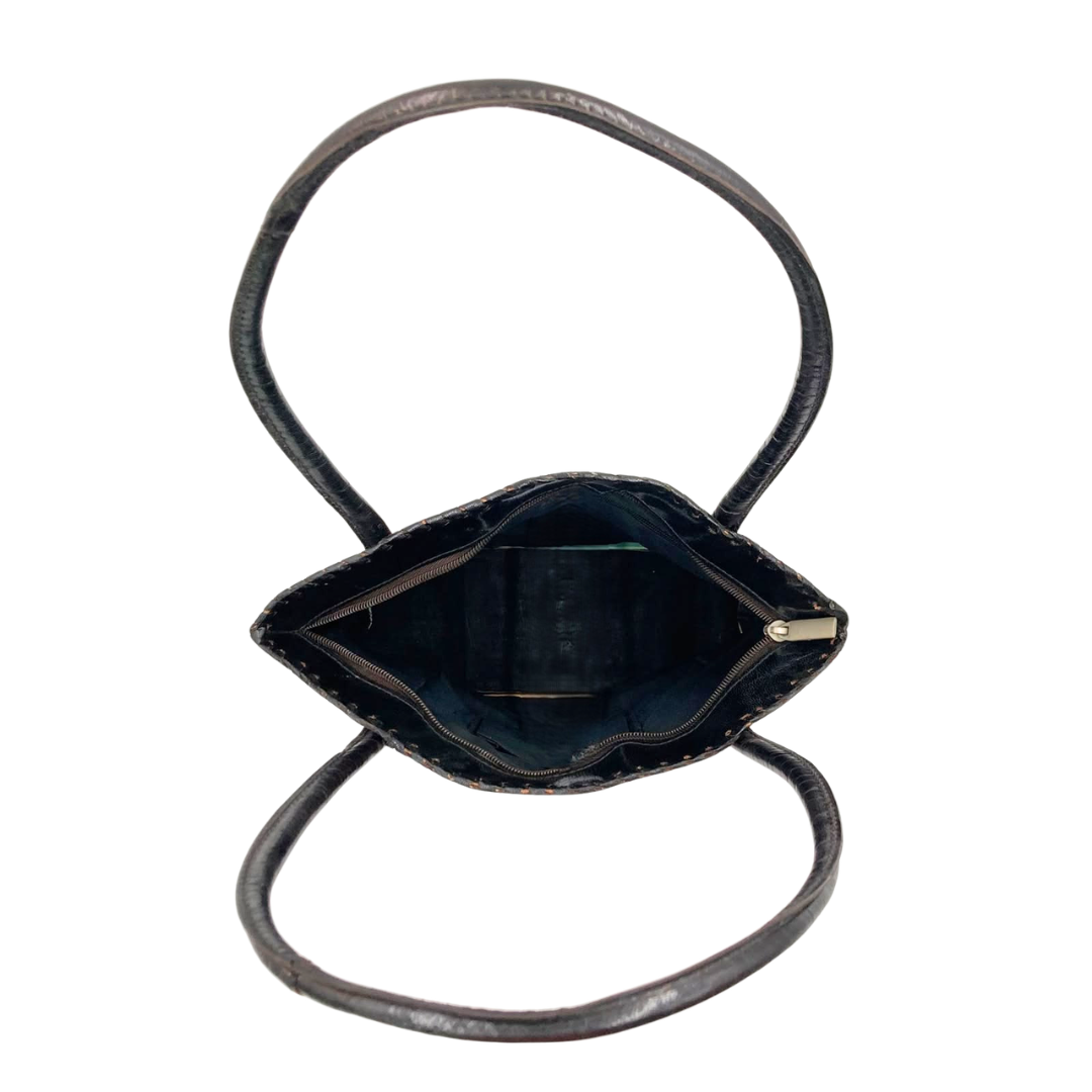 Ultra Light Slim Classic Leather Shanti Bag 3