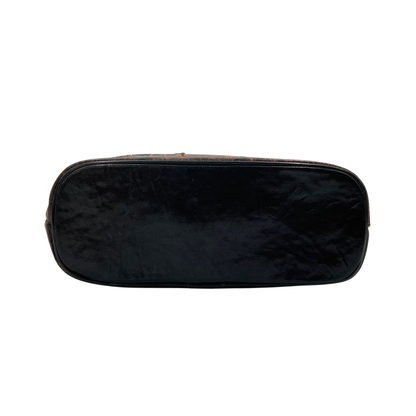Ultra Light Slim Classic Leather Shanti Bag 2
